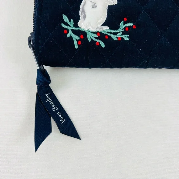 NWOT Vera Bradley Winter Forest Rabbit RFID Turnlock Wallet Navy Microfiber